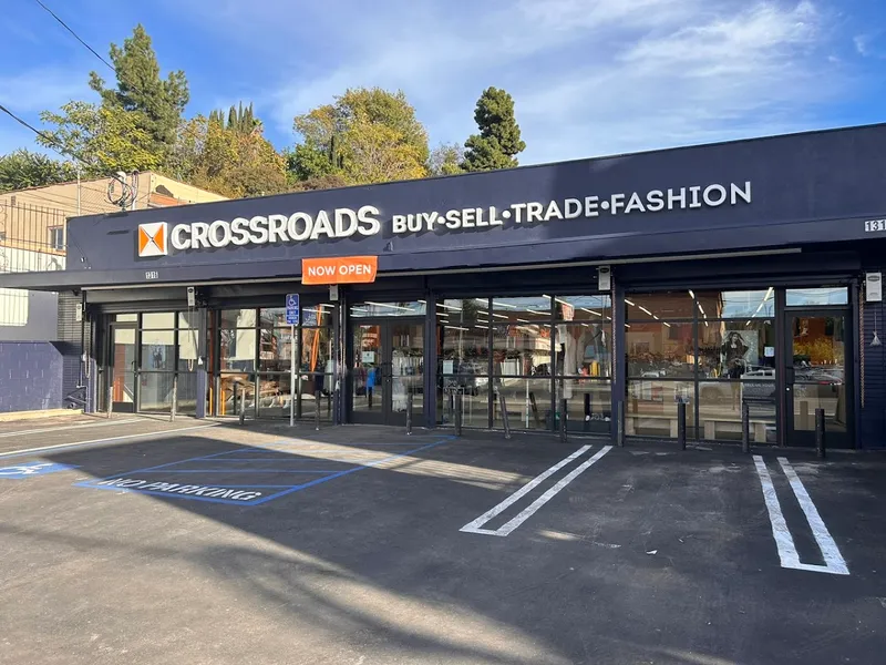 dress stores Crossroads Trading