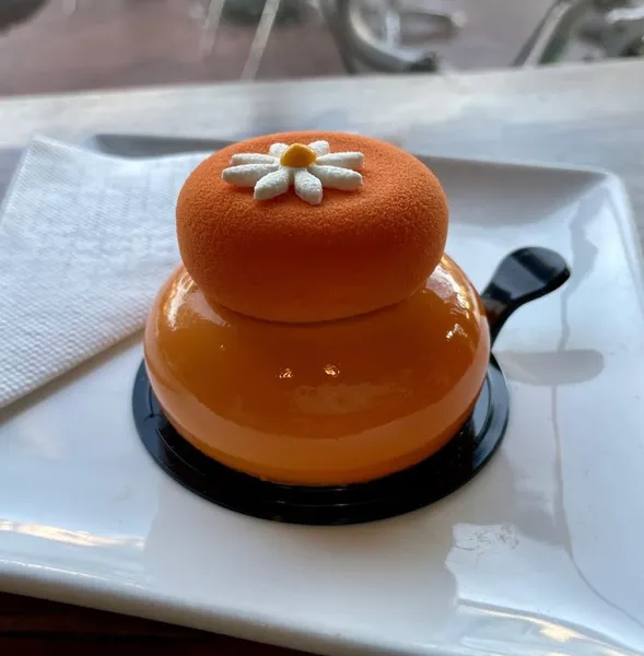 Figaro Dessert Cafe