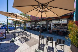 outdoor dining in North Park San Diego