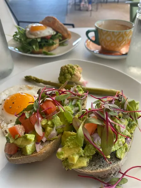 avocado toast Gooseberries kafe