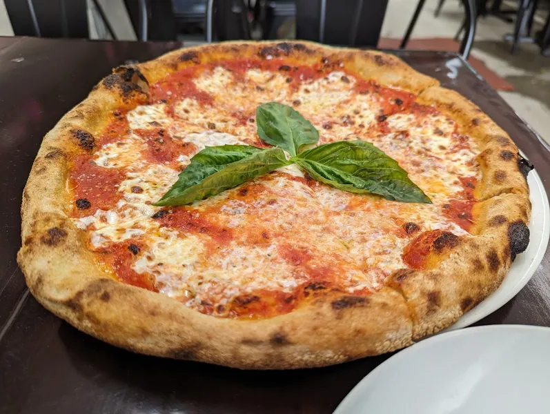 garlic bread HillCrust Pizza