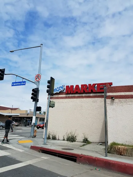 grocery stores Amigo's Market