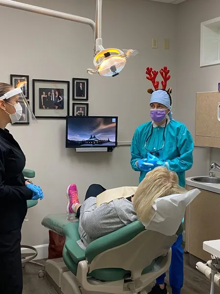 Dentist of Bixby Knolls