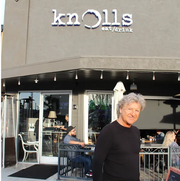 Knolls Restaurant