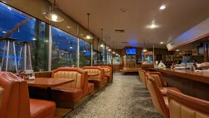 diners in Silver Lake Los Angeles