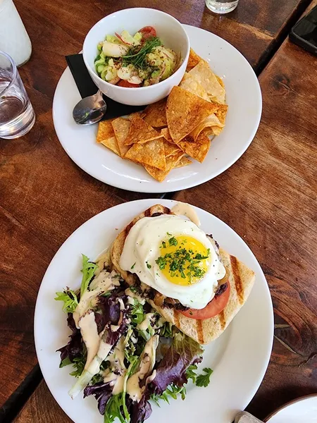 avocado toast Bacari Silverlake + Bar Bacari