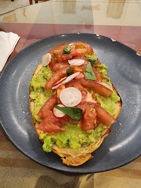 avocado toast MeeMa's in Bixby Knolls