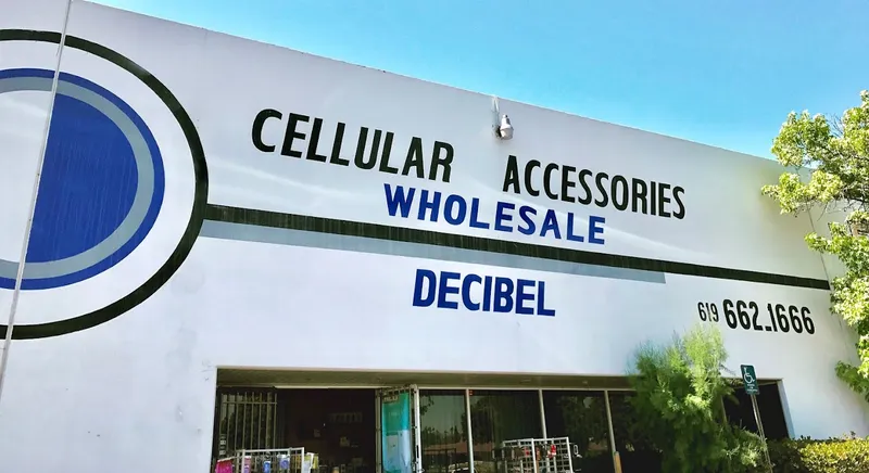 cell phone repair Decibel Cellular Inc.