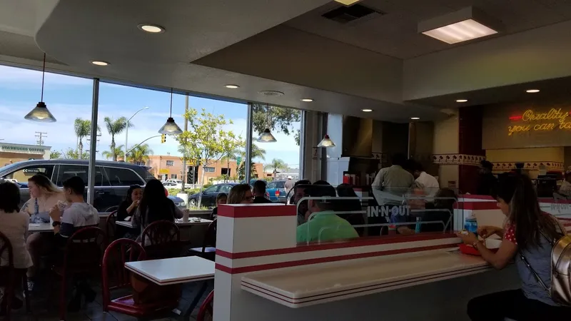 Kid-Friendly restaurants In-N-Out Burger in Kearny Mesa