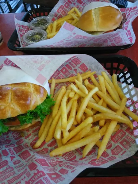 chicken sandwiches Jack in the Box in San Ysidro