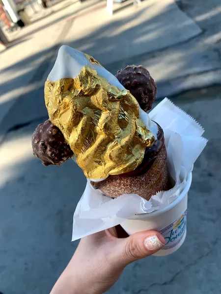 organic bakery Turn Dough - Ice Cream, Chimney Cake Donut Cones, Milkshakes Venice