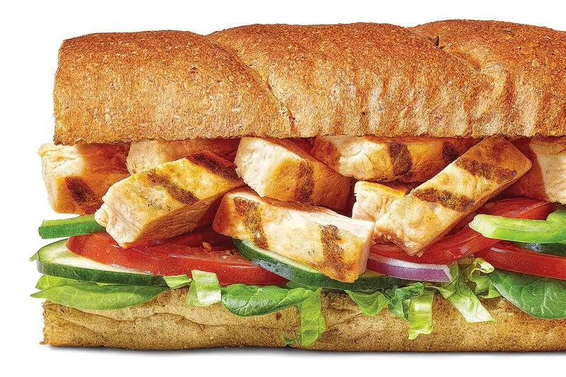 caprese sandwich Subway