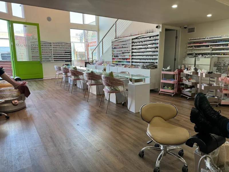 nail salons Cuccio Nails & Spa