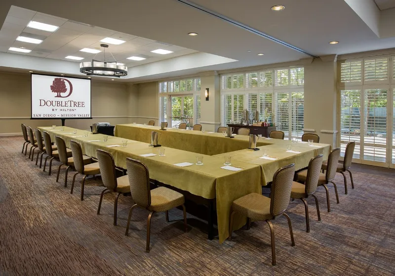 DoubleTree by Hilton Hotel San Diego - Mission Valley