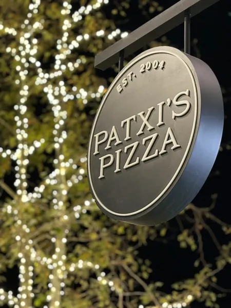 delivery restaurants Patxi's Pizza