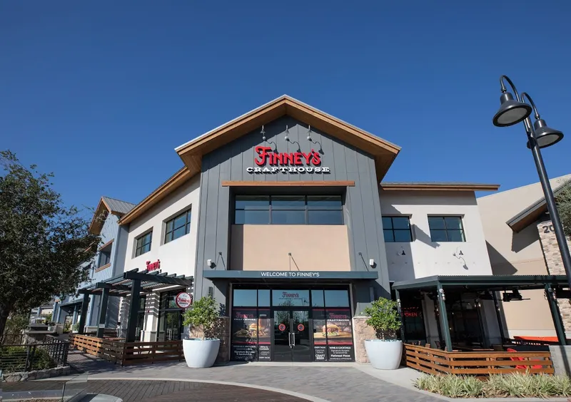 Finney's Crafthouse - Porter Ranch