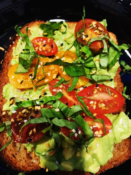 avocado toast Palisades Garden Cafe