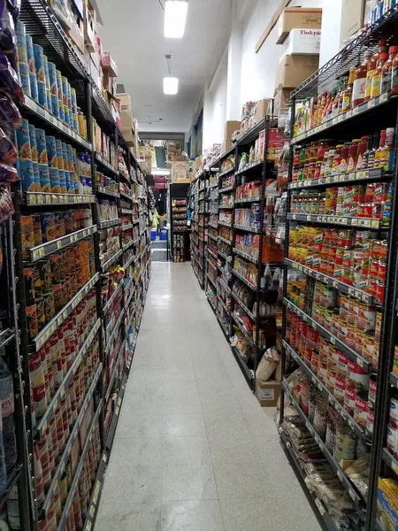 grocery stores Bush Market in Nob Hill