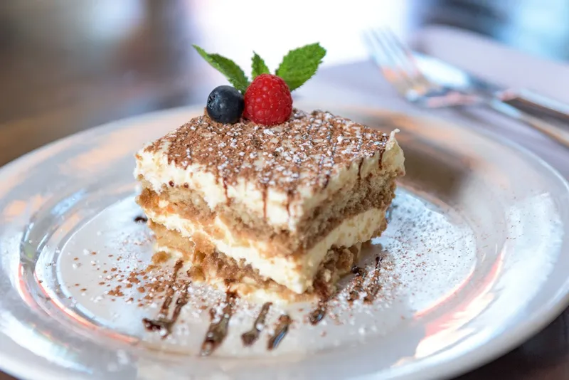 Tiramisu restaurants Sogno Di Vino