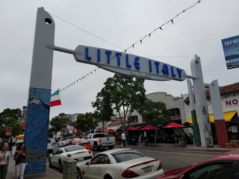 happy hours Bencotto in Little Italy