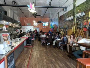 lunch restaurants in Downtown Fresno