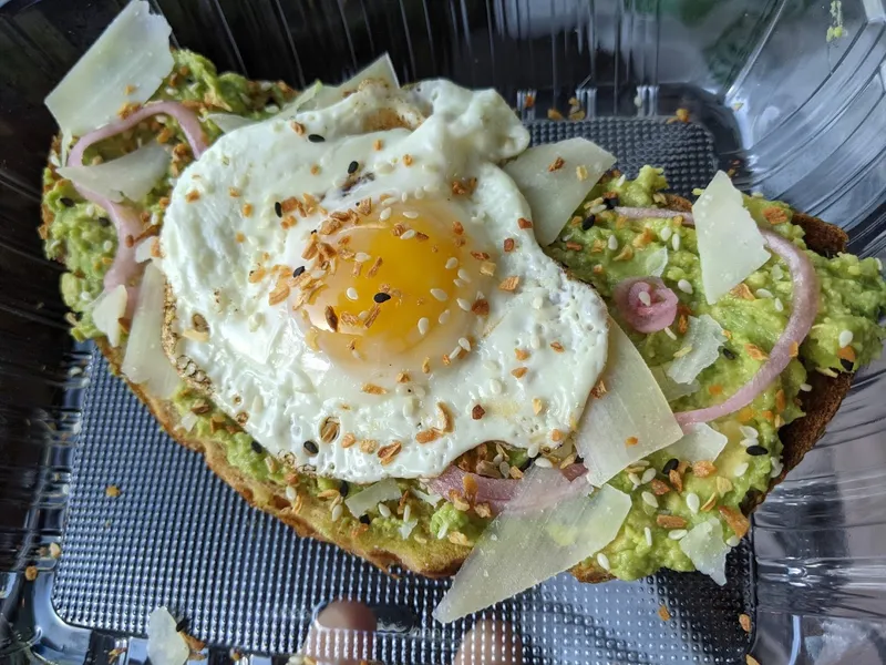 avocado toast Libelula