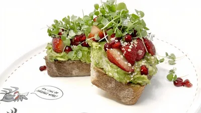 Best of 12 avocado toast in Liberty Station San Diego