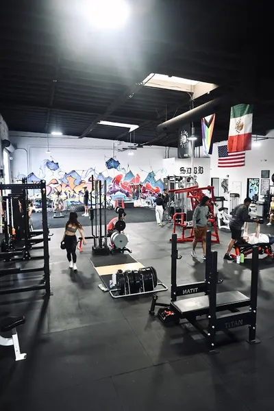 gyms San Diego Barbell Club