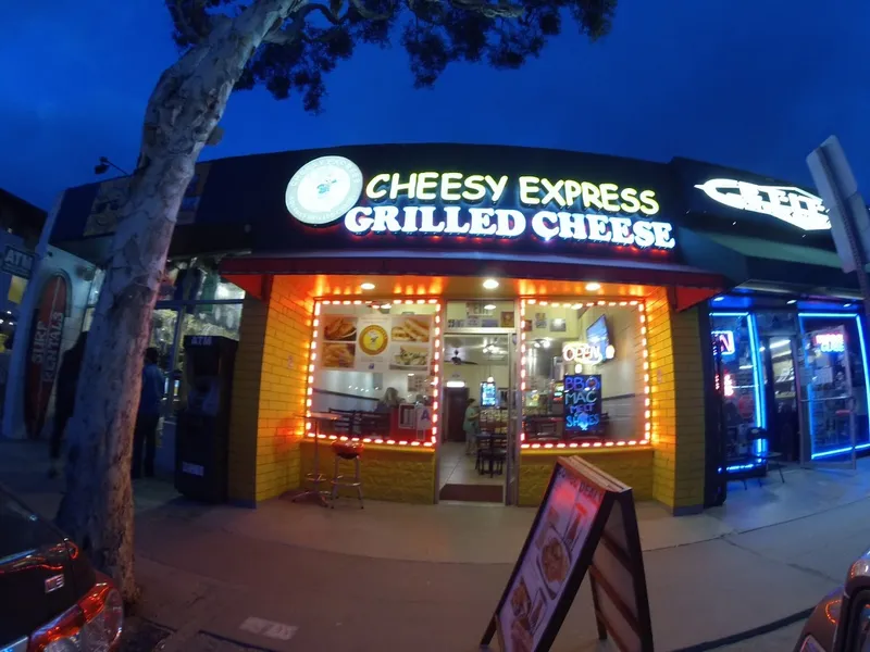 Kid-Friendly restaurants Cheesy Express in Mission Beach