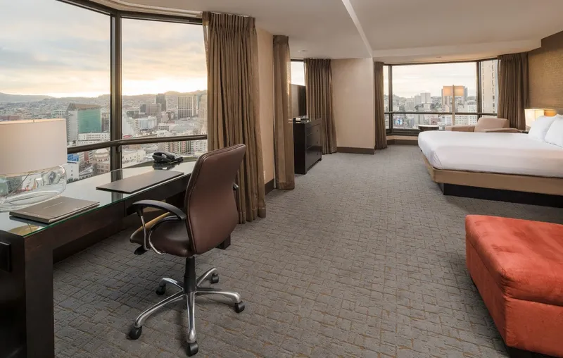 pet friendly hotels Parc 55 San Francisco - a Hilton Hotel