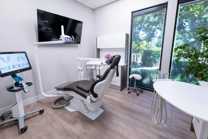 dental clinics Mira Mesa Dental Care: Rossana Alfonso DDS in Sorrento Mesa