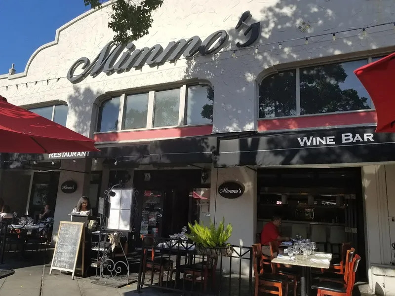 lunch restaurants Mimmo's in Little Italy