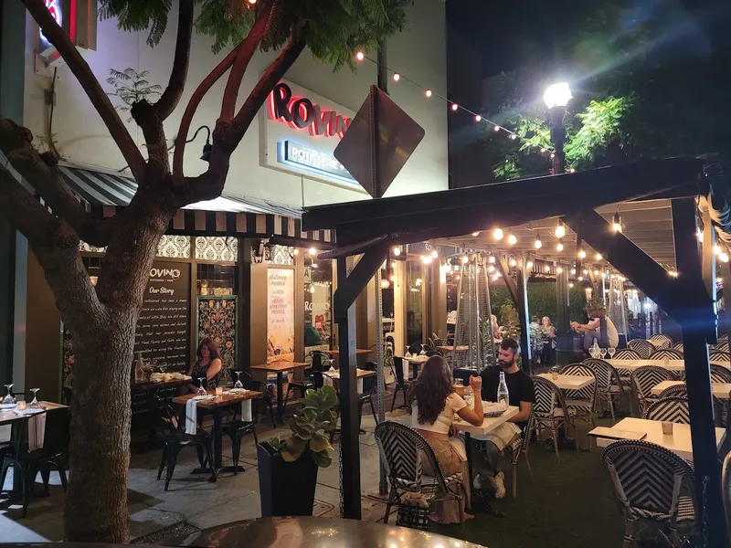 outdoor dining RoVino Restaurant + Bar