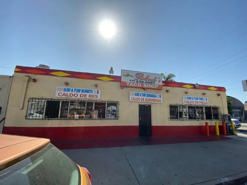 outdoor dining Rolando's Taco Shop in Barrio Logan