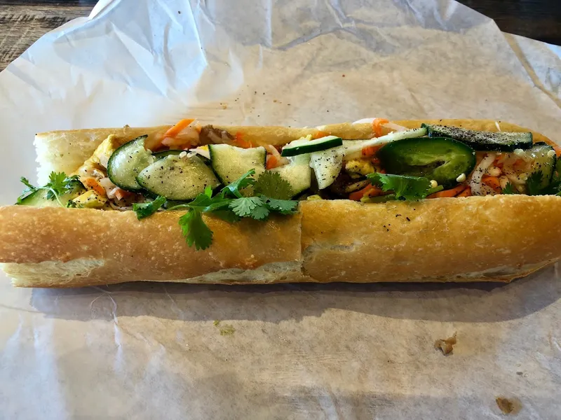 caprese sandwich Cali Banh Mi