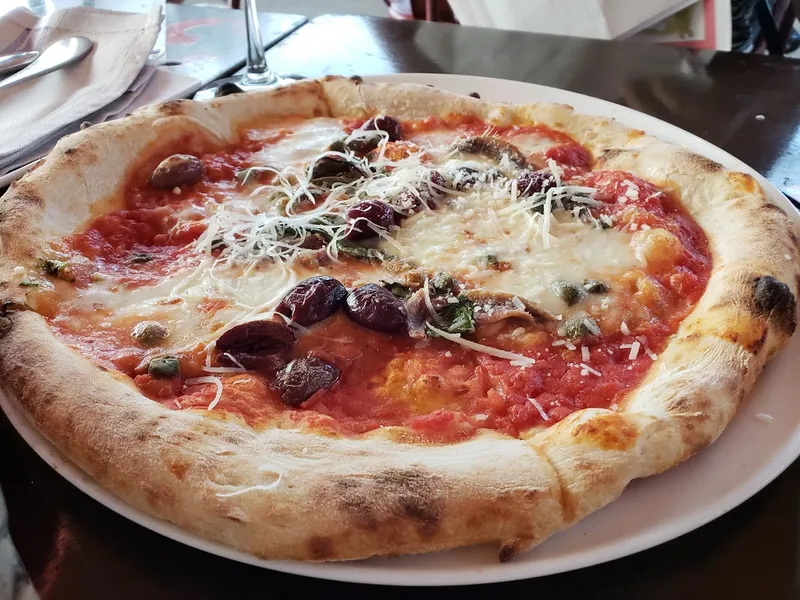 pizza places Officine Buona Forchetta