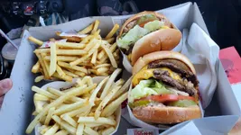 Top 17 burgers in North Natomas Sacramento