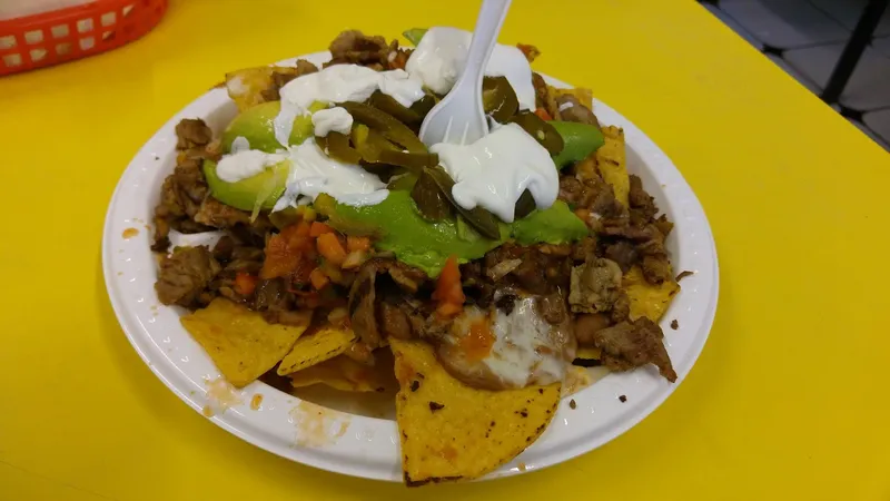 Nachos Taqueria El Farolito