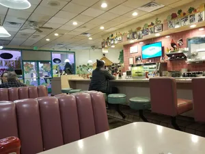 lunch restaurants in Canoga Park Los Angeles