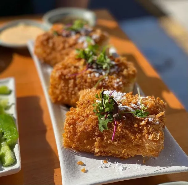 outdoor dining United Dumplings