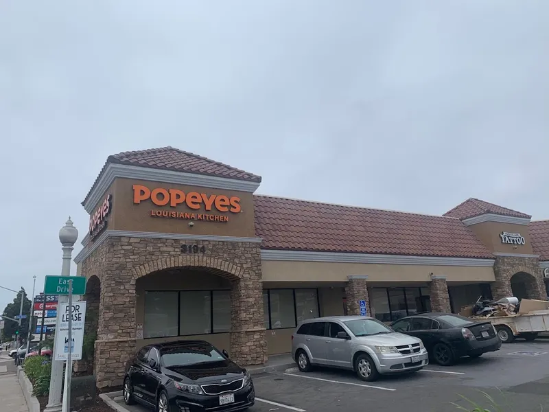 chicken tenders Popeyes Louisiana Kitchen