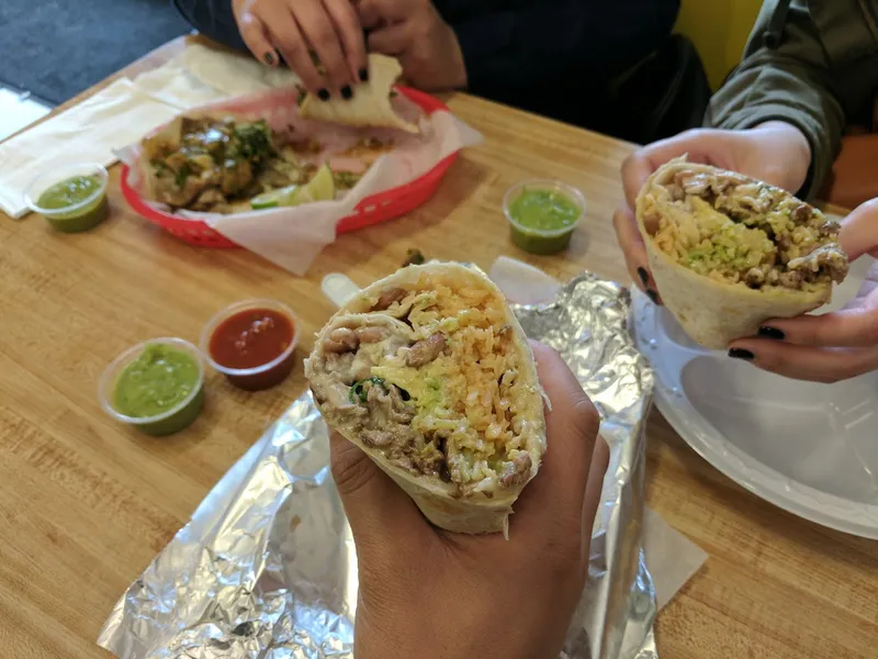 burritos Taqueria El Farolito