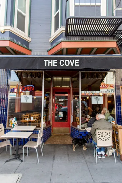 gastropubs The Cove on Castro