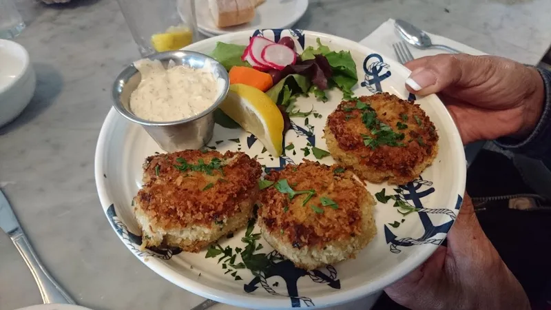 comfort food Anchor Oyster Bar