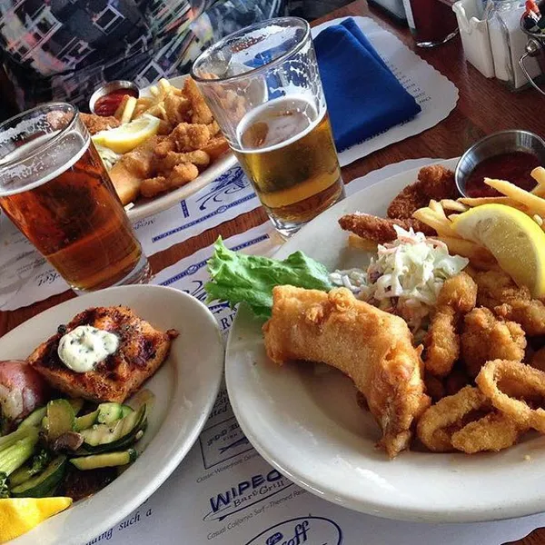 happy hours Pier Market Seafood Restaurant in Fisherman's Wharf