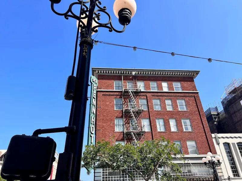 bodegas Gaslamp Quarter - The Historic Heart Of San Diego