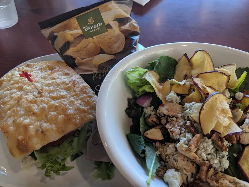 Salad restaurants Panera Bread