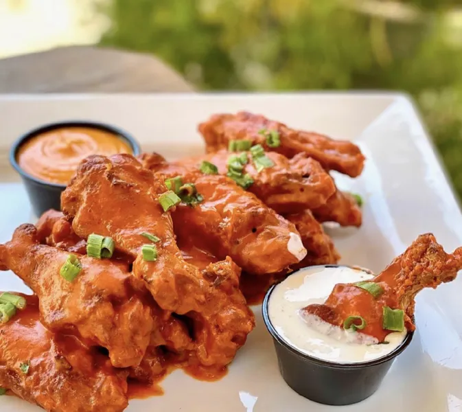 buffalo wings Gaslamp Tavern