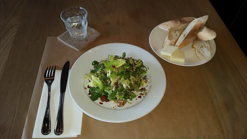 caesar salad Boulettes Larder