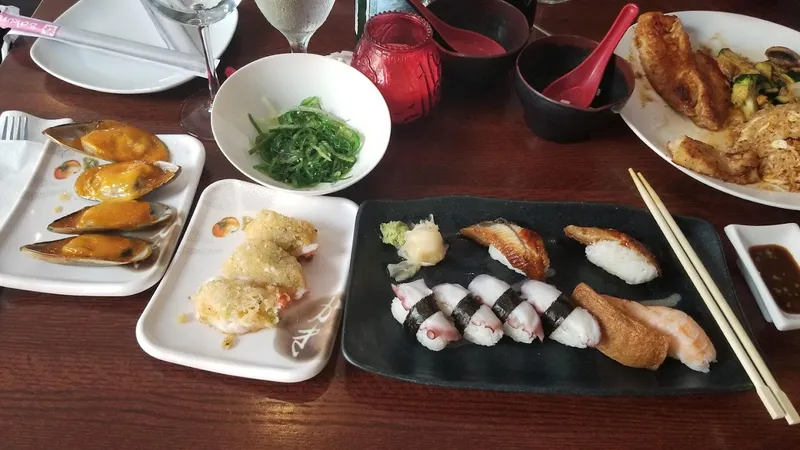 Japanese restaurants Sakura Teppanyaki & Sushi